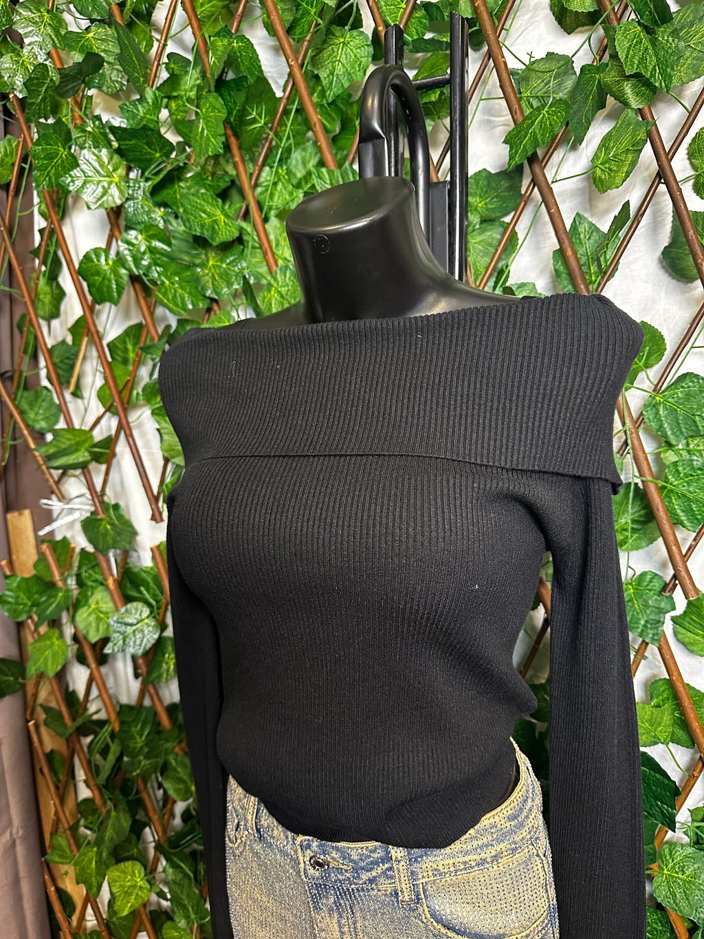 Maglie corte con le scollatura ampia