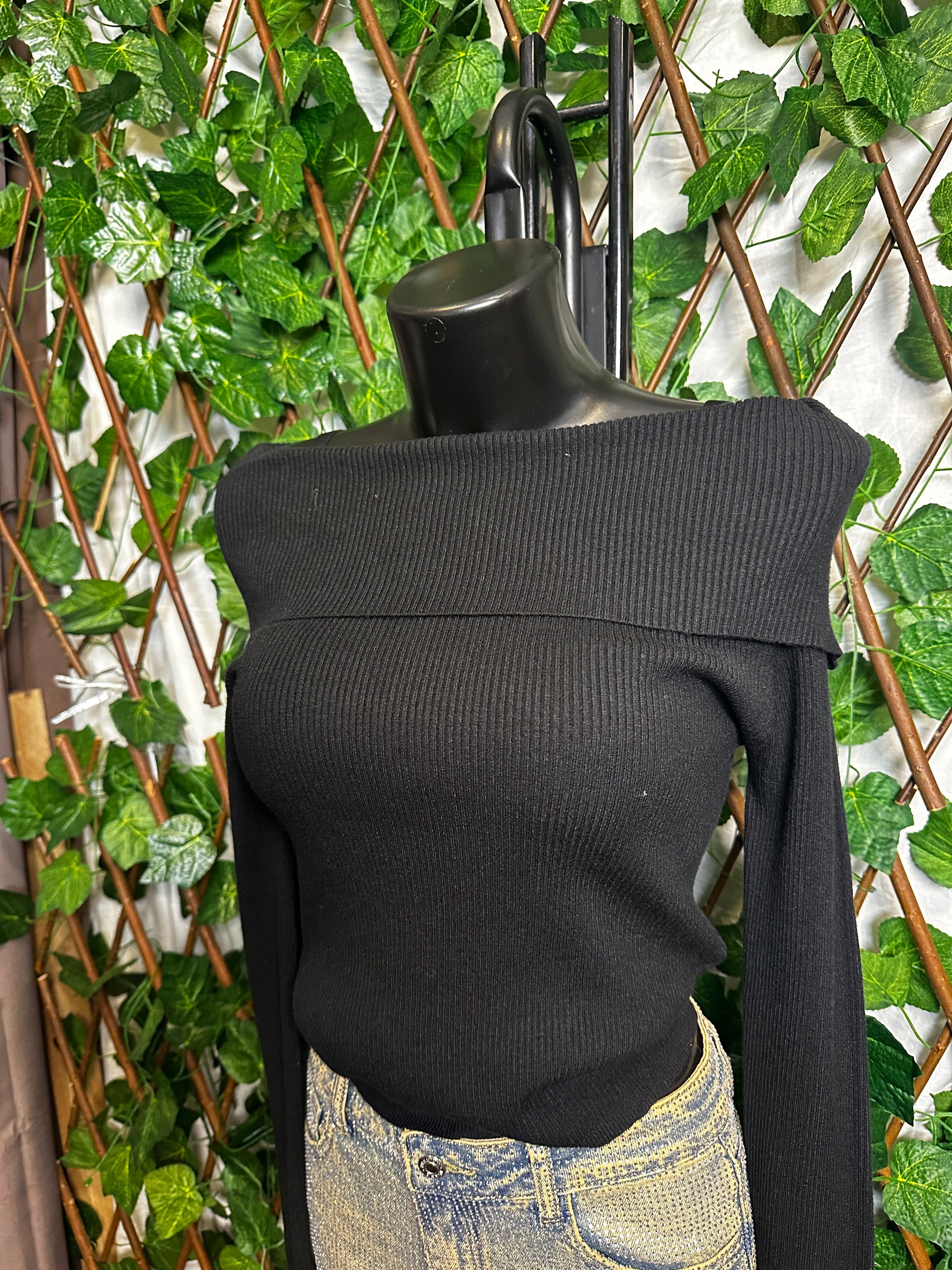 Maglie corte con le scollatura ampia