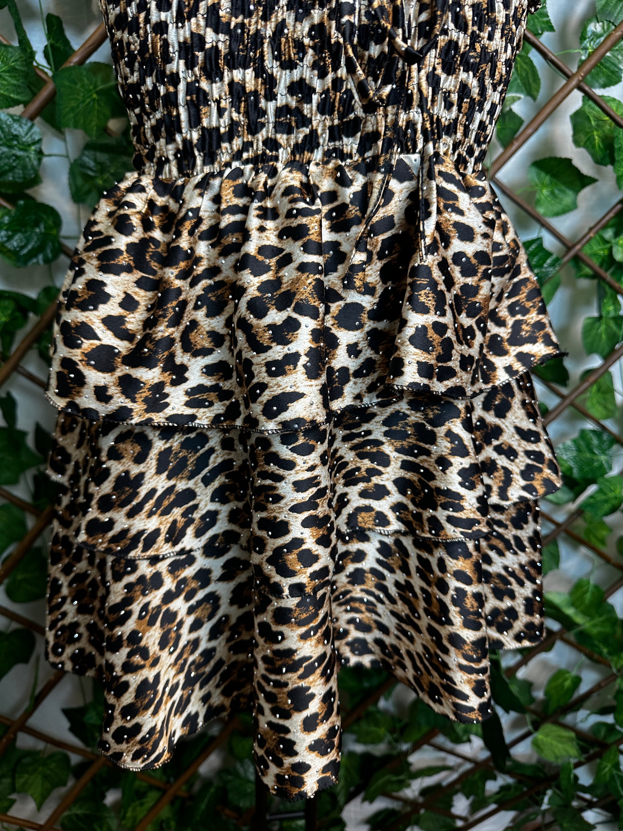 Vestito leopardato corto con brillantini