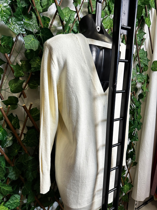 Maglione lungo largo con apertura sulla schiena