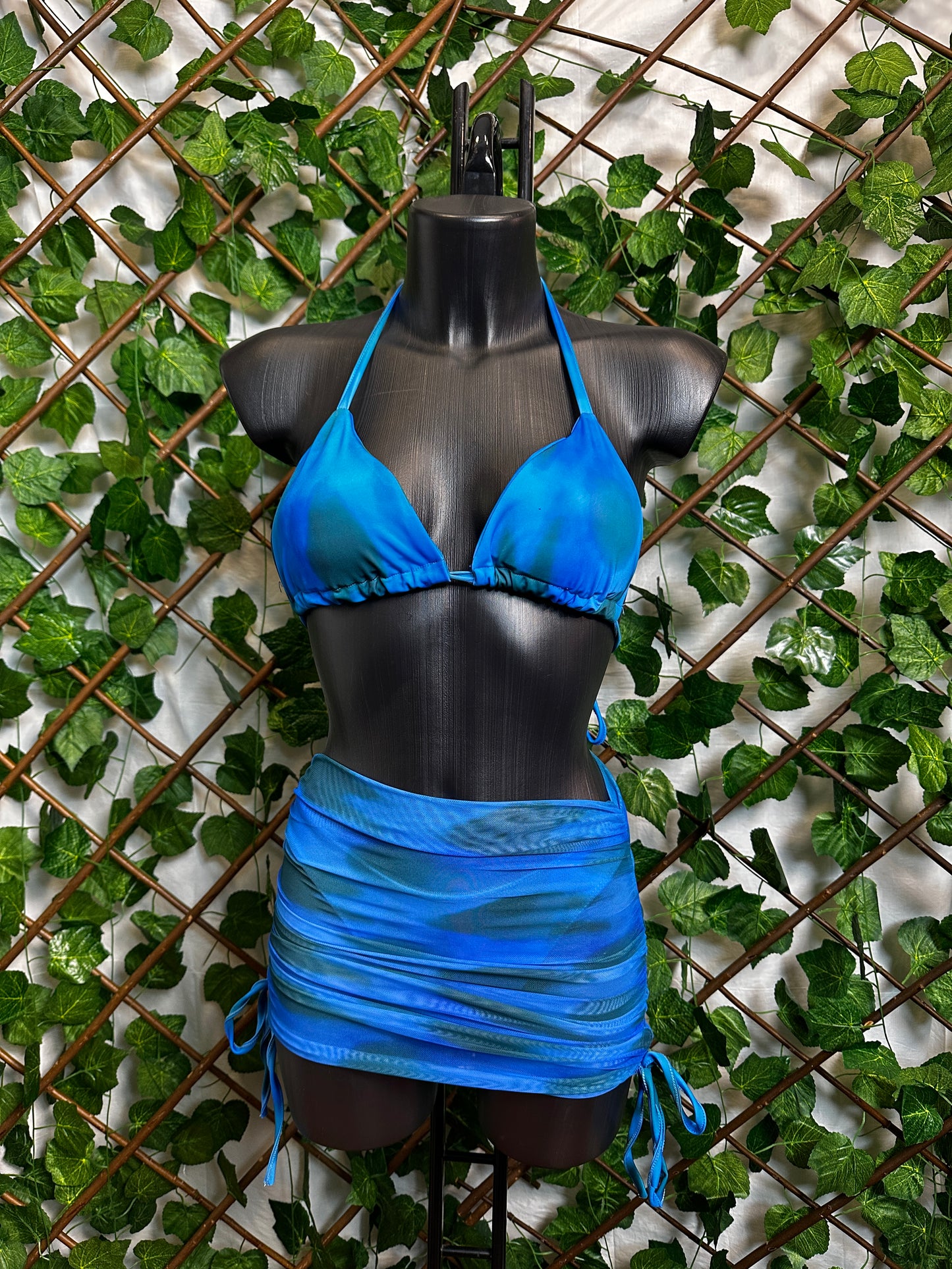 Shaded Costume | YOU