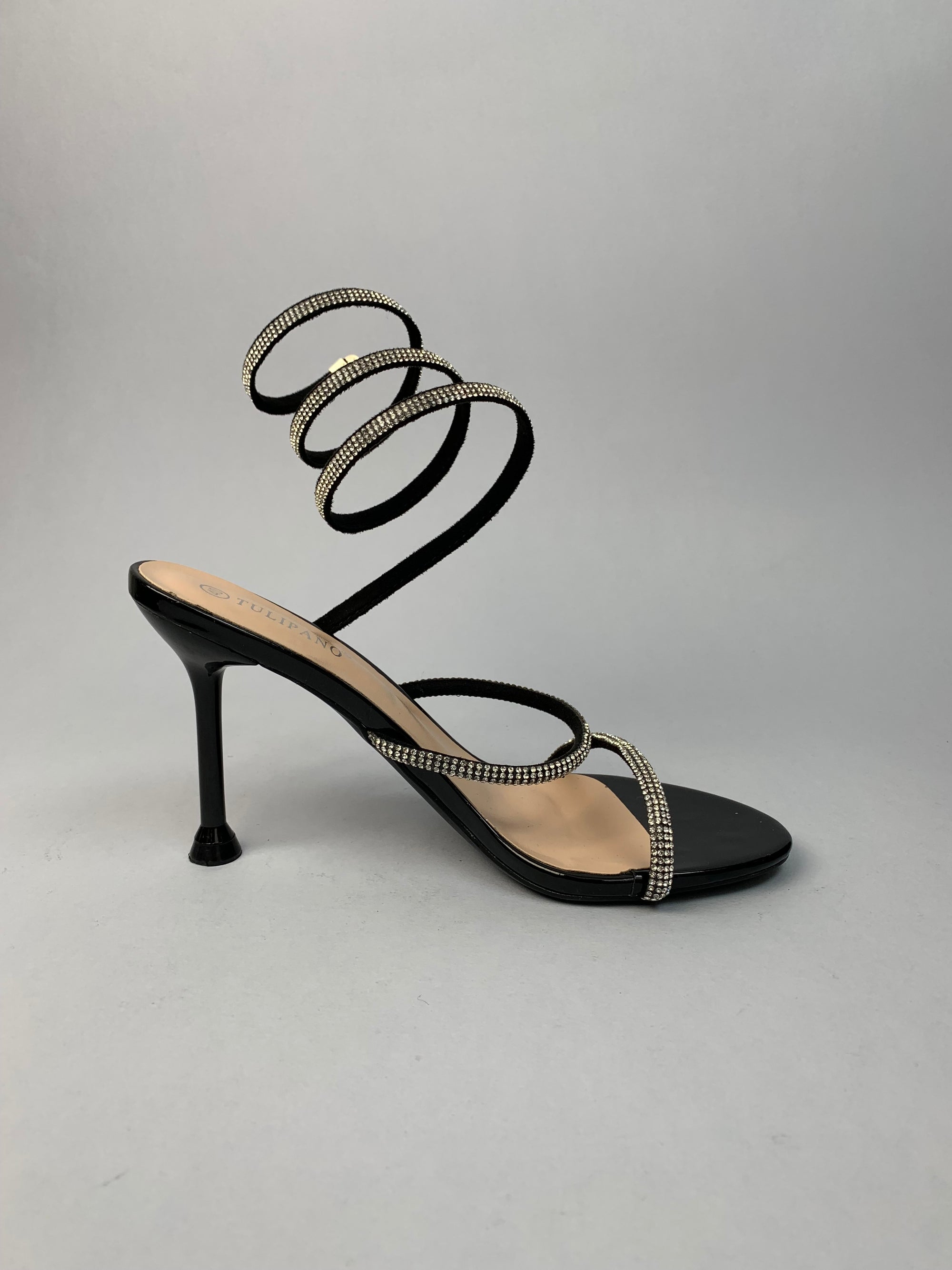 Sandali nero in stile gladiatore con tacco a spirale e strass