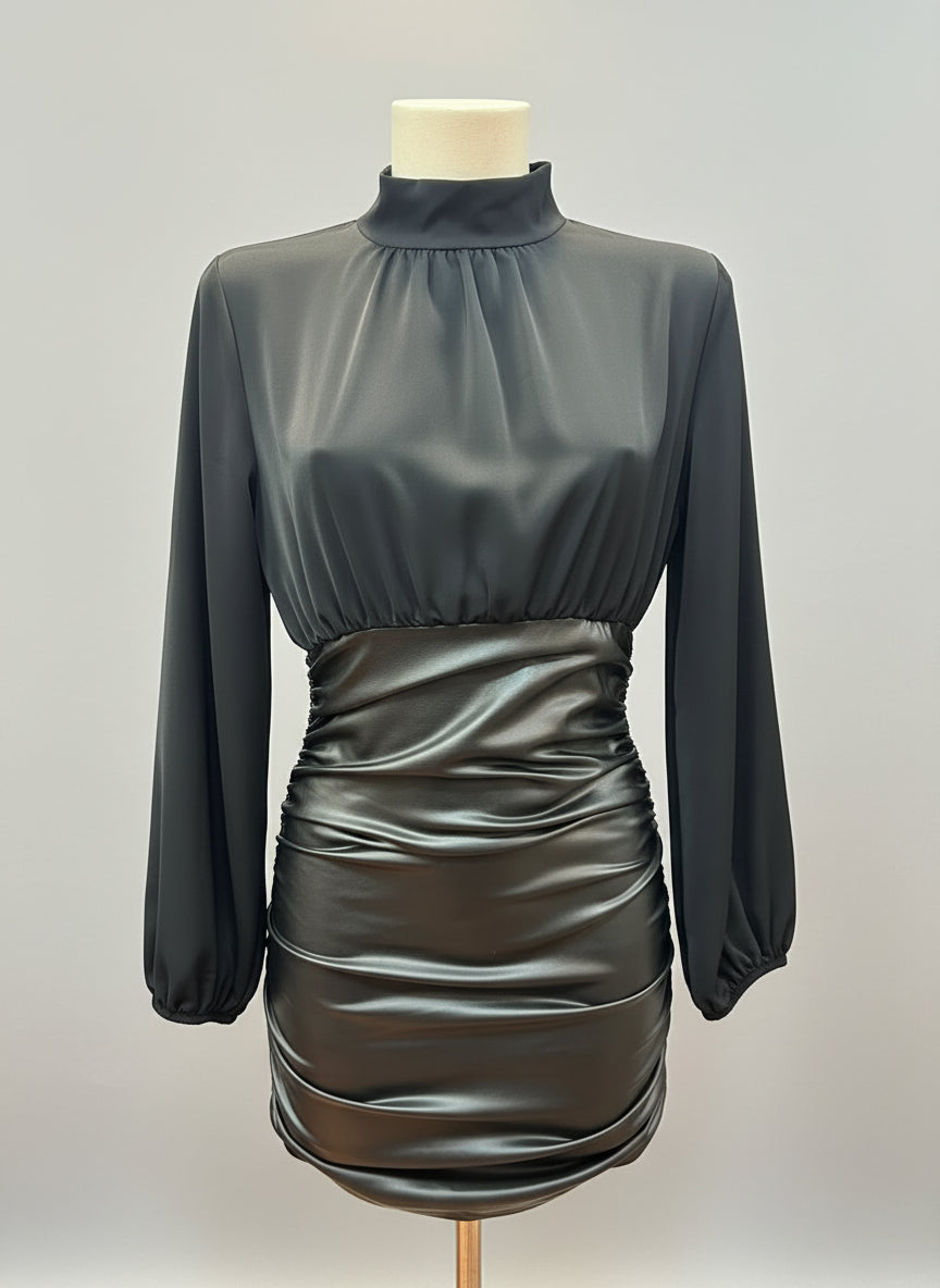 Mini Dress Ecopelle Drappeggiato Bicolore – Audacia Cosmica