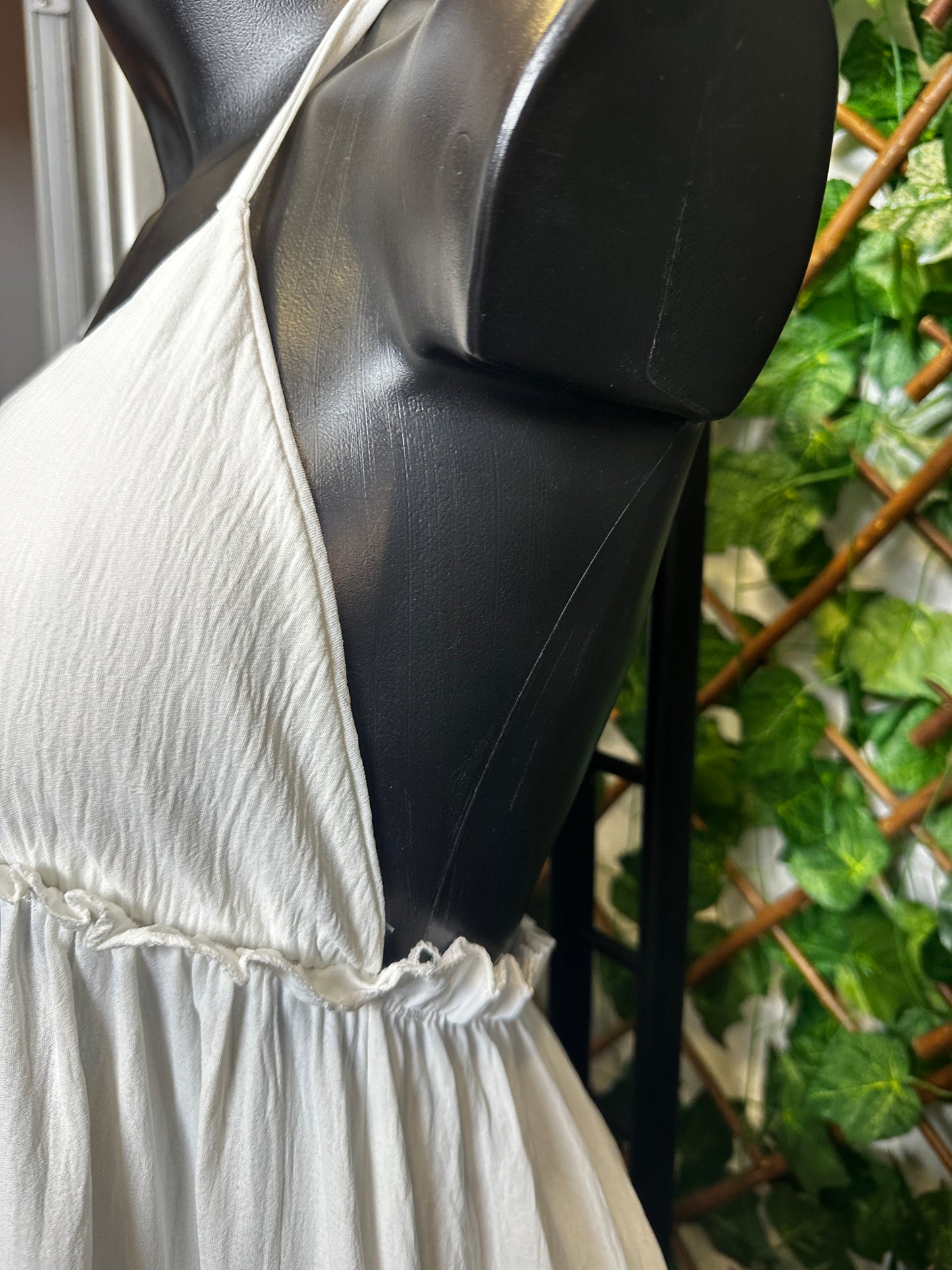 Vestito lungo estivo con la scollatura profonda schiena scoperta (con coppe dentro) | taglia unica