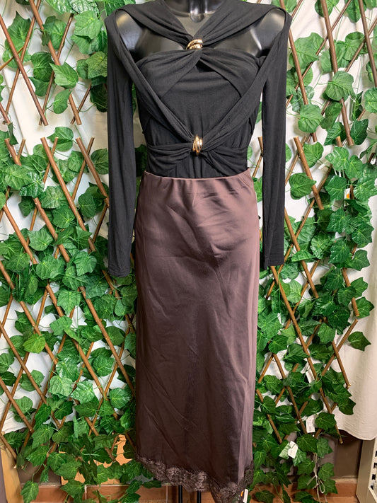 Gonna lunga con dettaglio pizzo