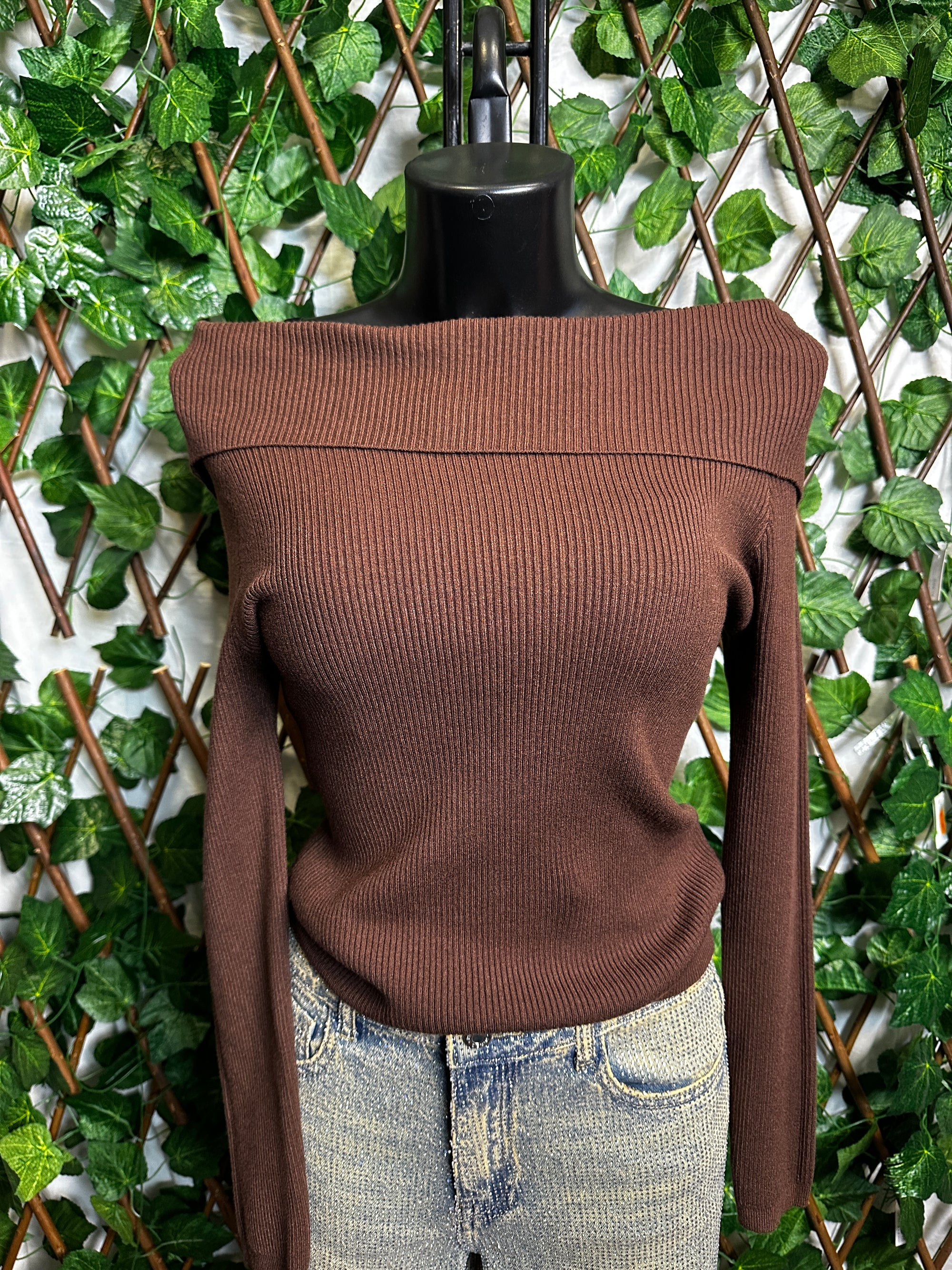 Maglie corte con le scollatura ampia