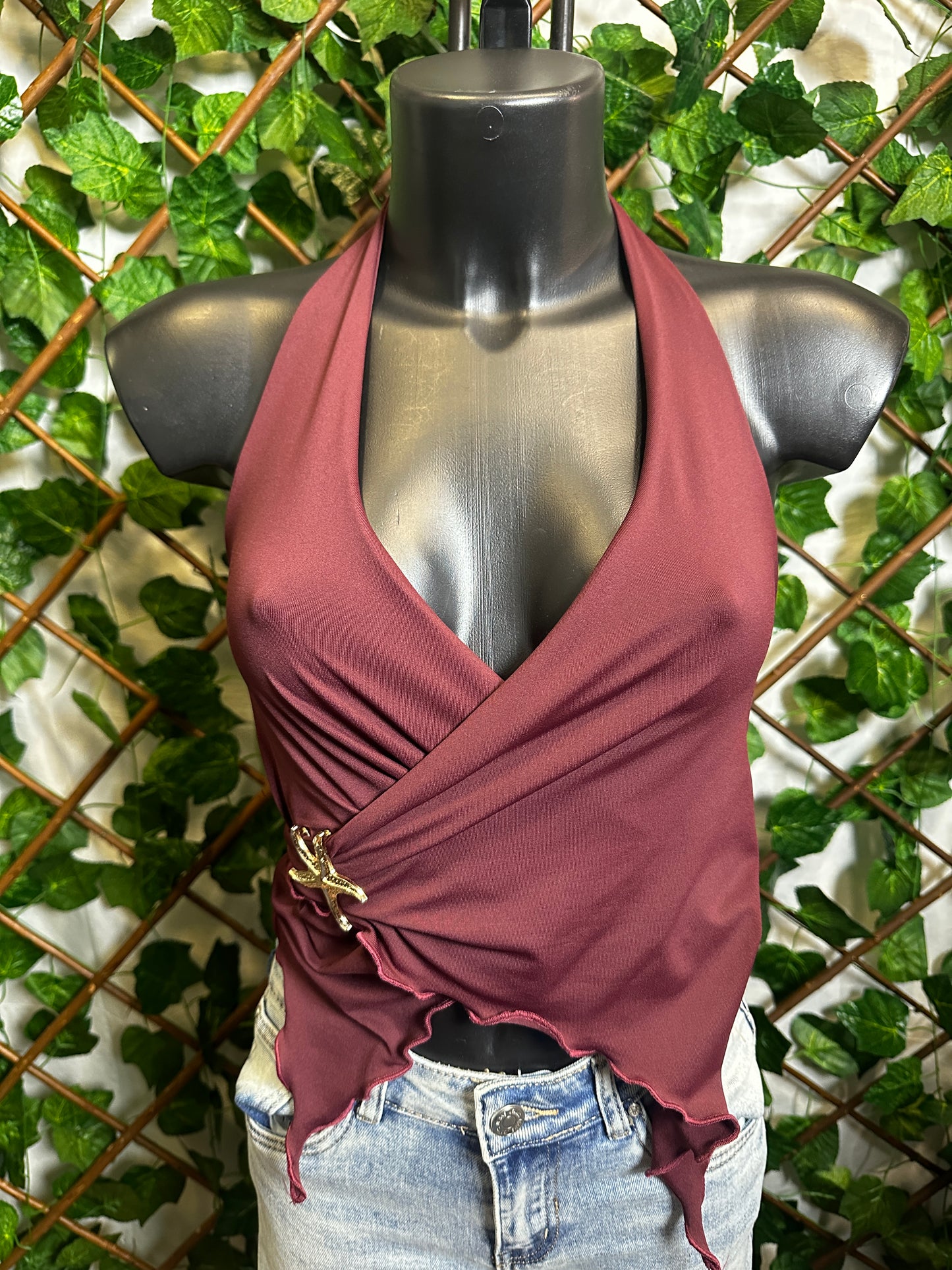 Low-cut top and gathered skirt with starfish detail | one size