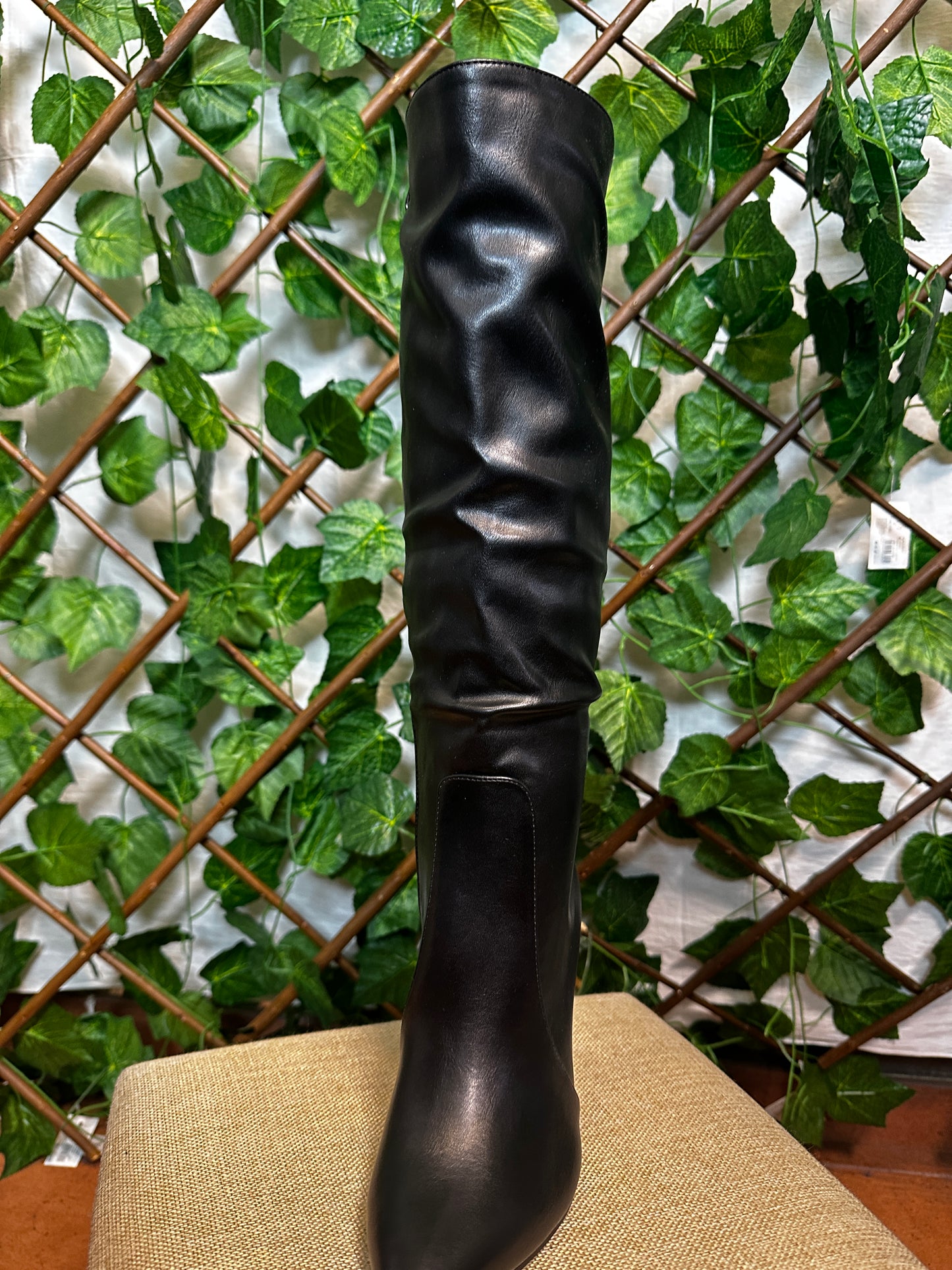 High faux leather boot (4 inch heel)