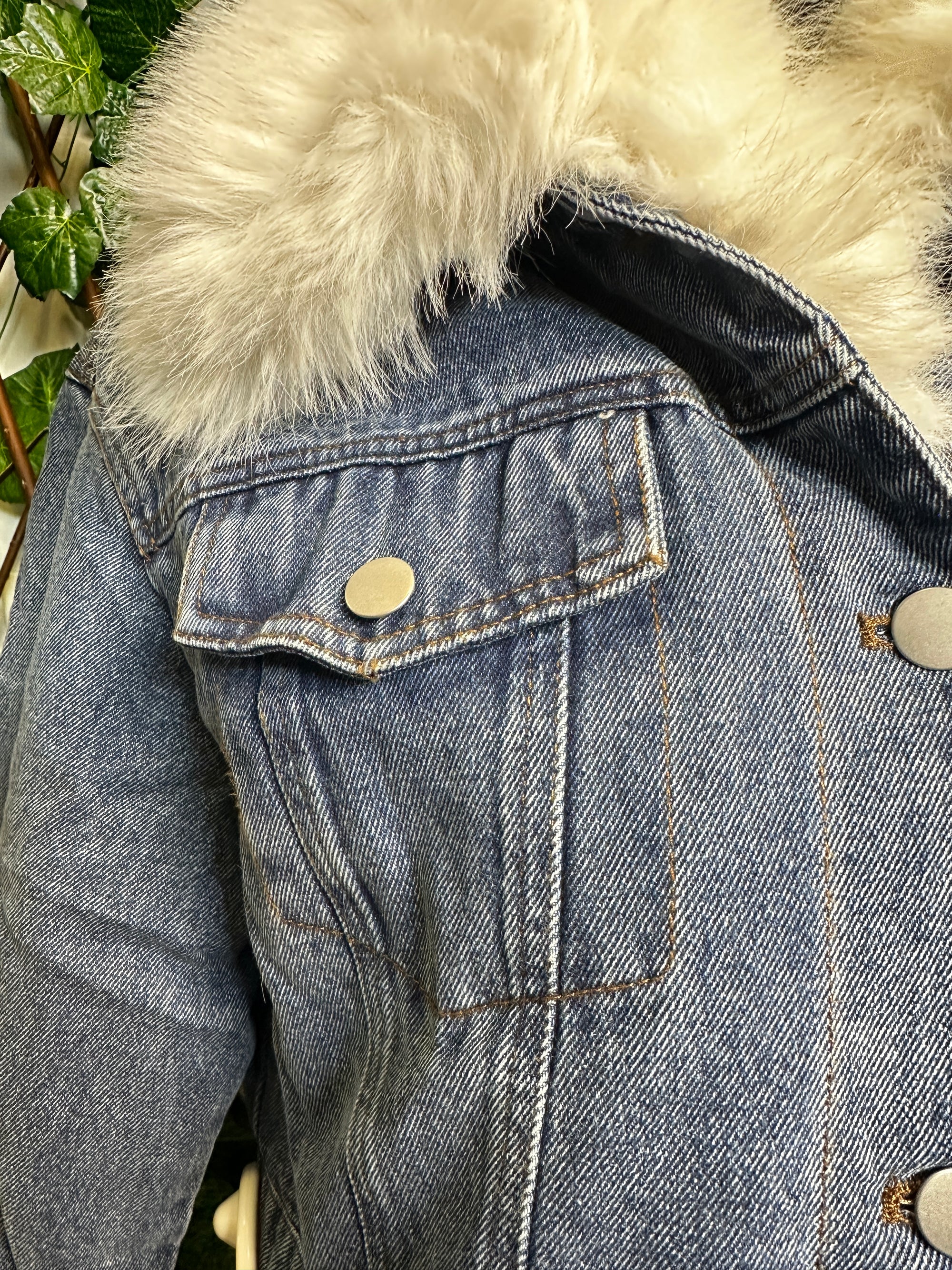 Giacca di jeans con pelliccia