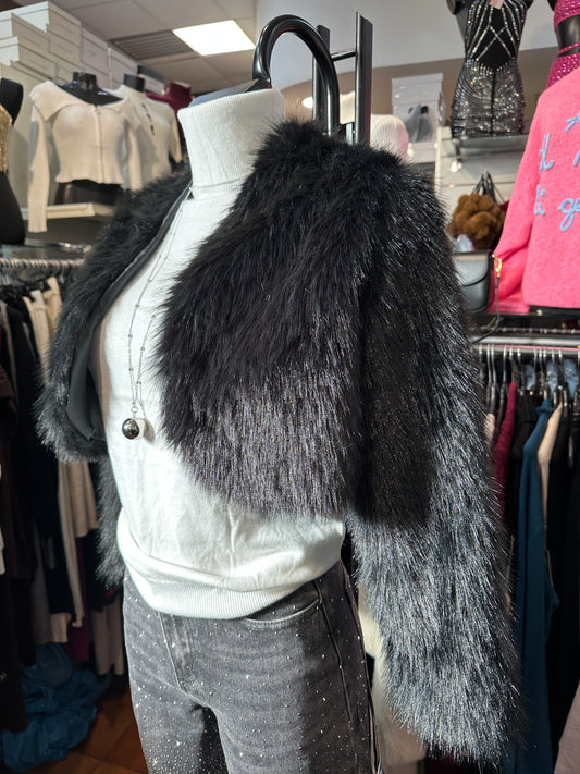 Bolero in pelliccia ecologica corto – LUXURY FATALE 👑🔥
