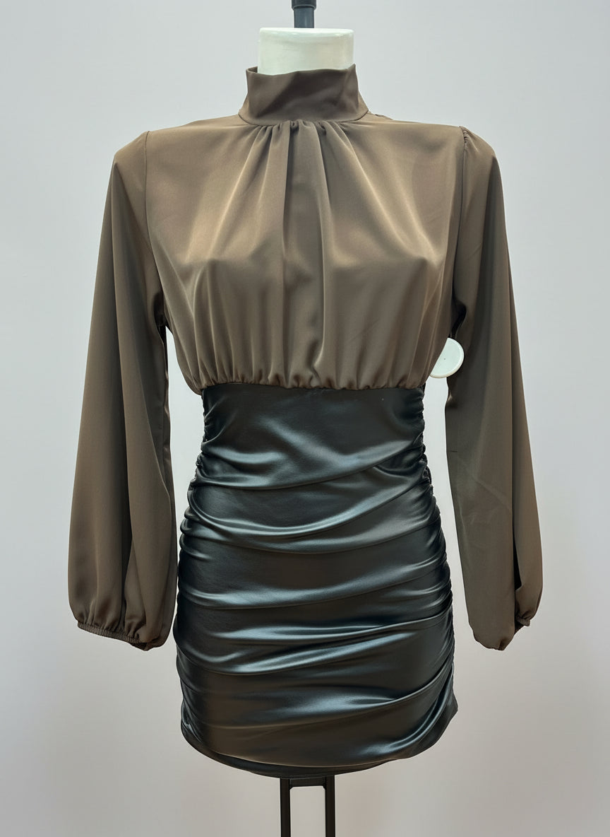 Mini Dress Ecopelle Drappeggiato Bicolore – Audacia Cosmica