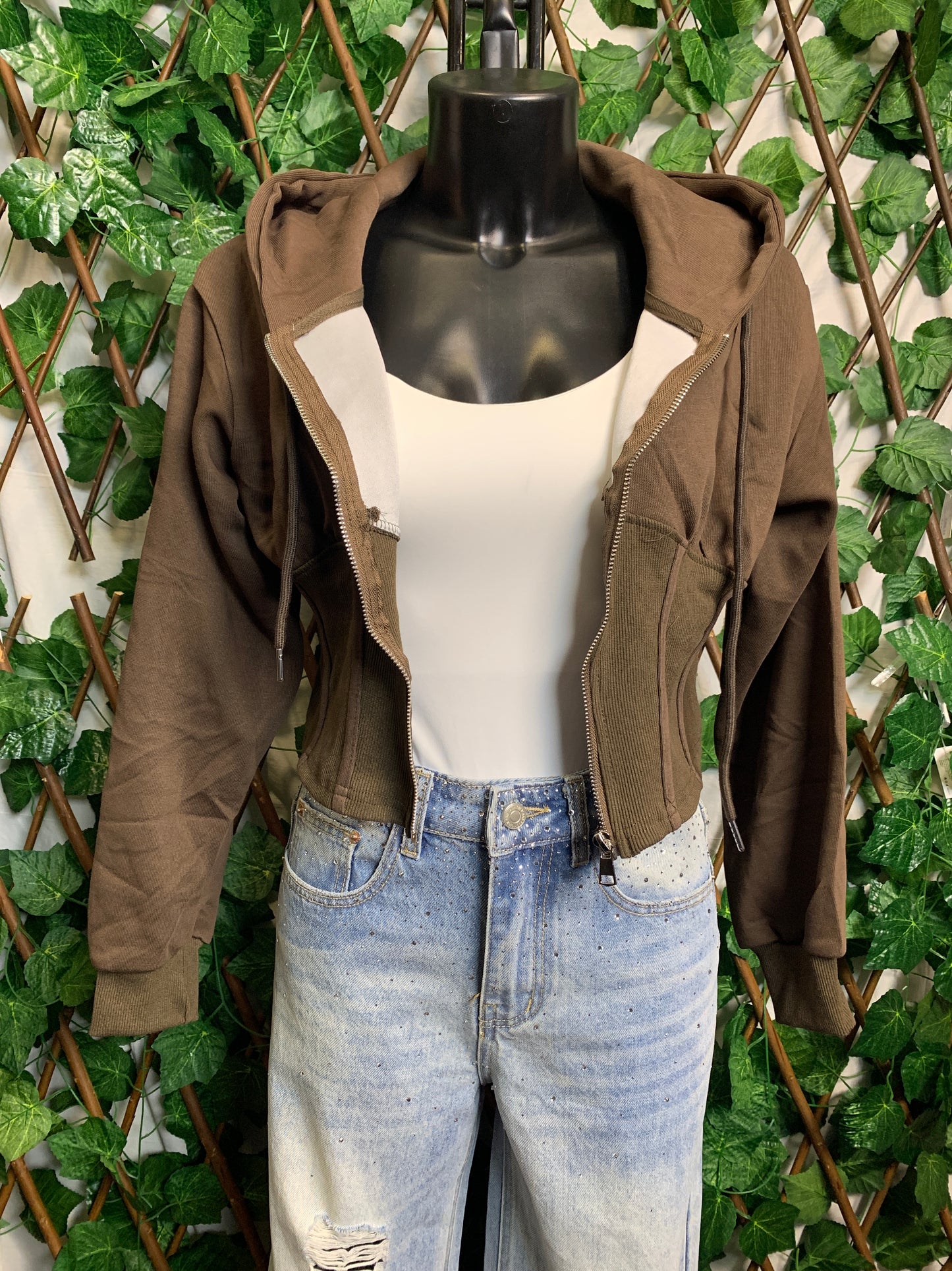 Short hooded sweatshirt 