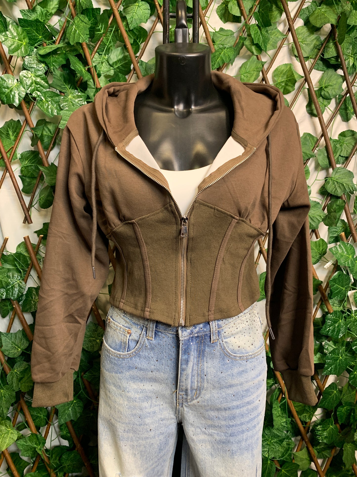 Short hooded sweatshirt 