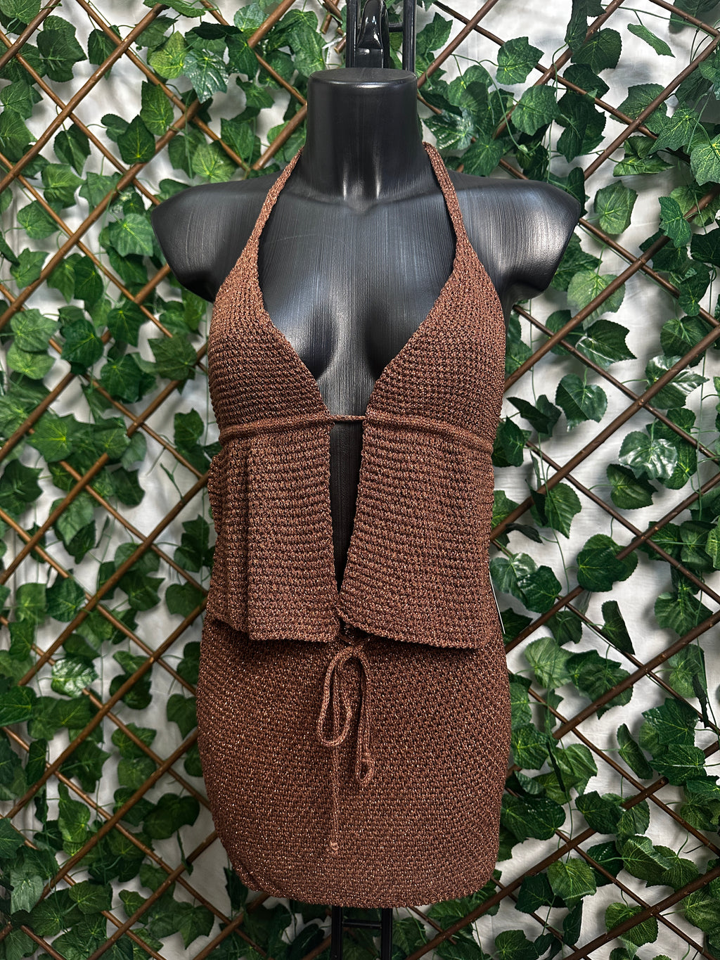 One-size-fits-all summer top and skirt set