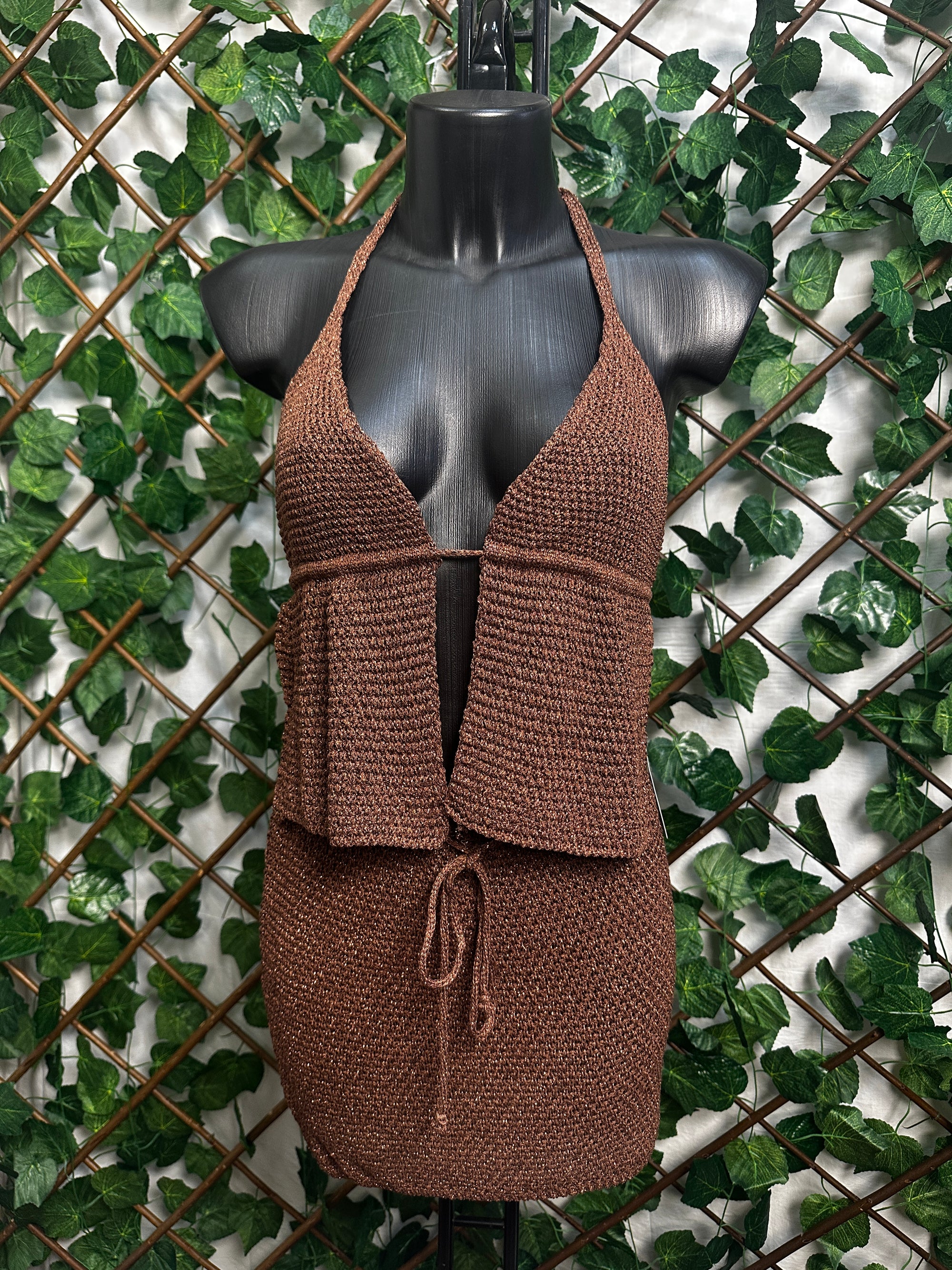 One-size-fits-all summer top and skirt set