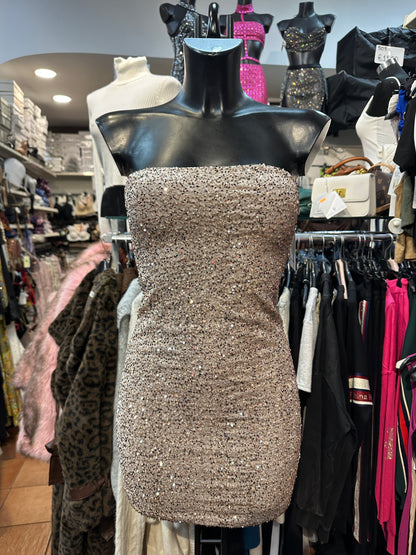 Mini-abito a fascia full paillettes – SCINTILLA REGALE 👑✨