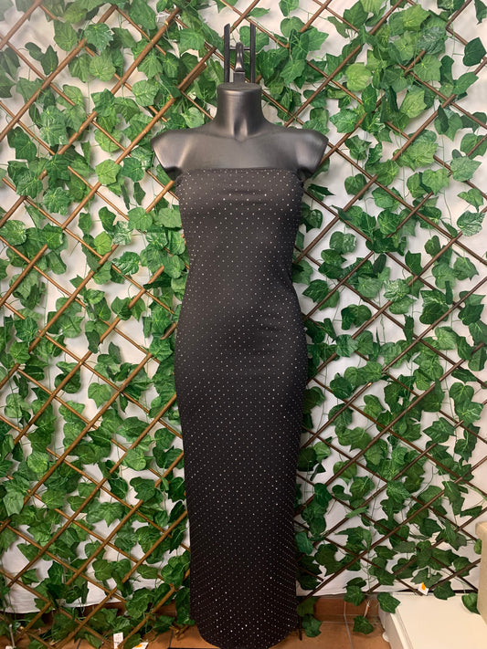 VESTITO LUNGO NERO TUBINO – ELEGANZA CON STRASS ✨