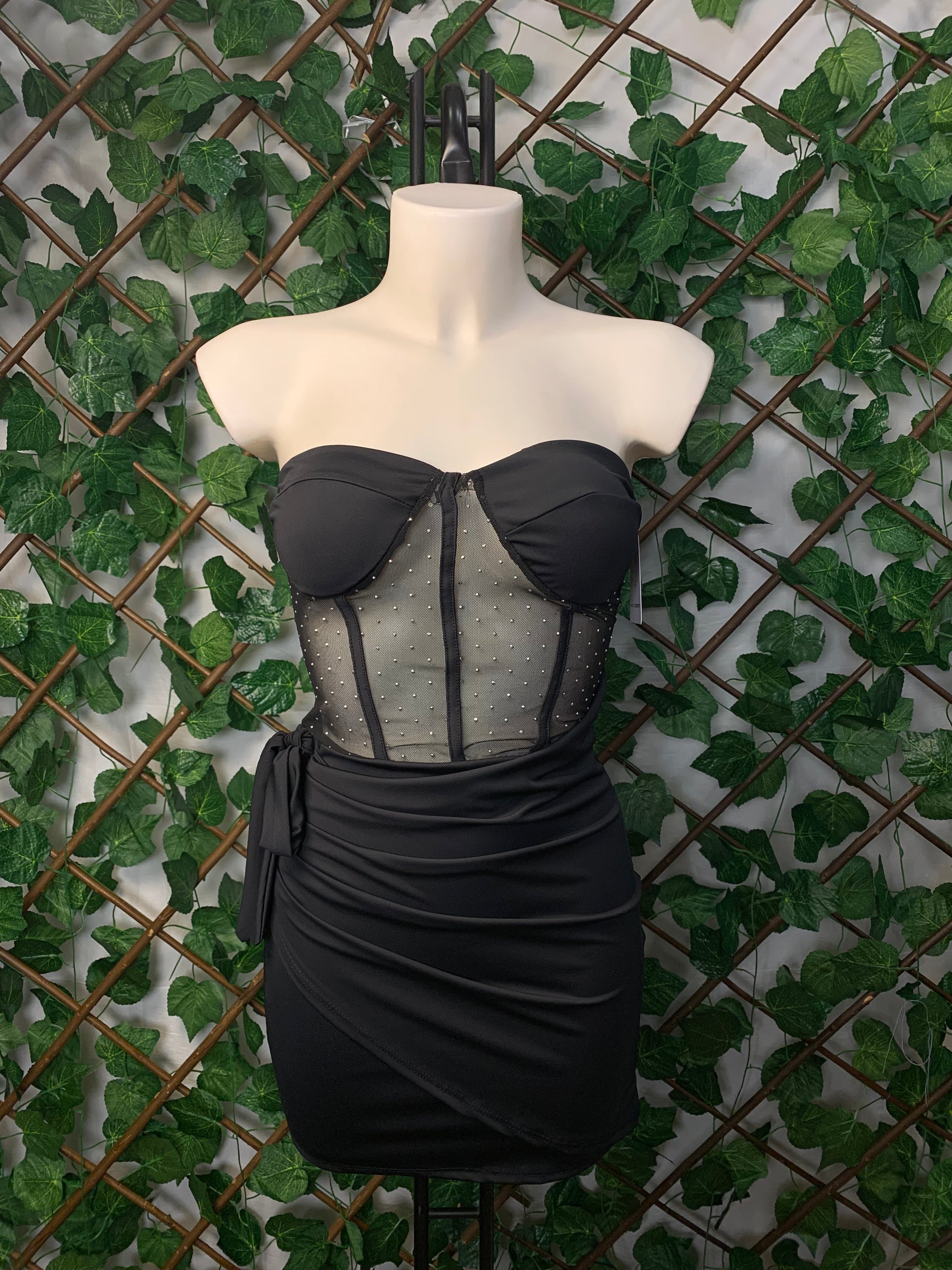 Vestito corto elegante | TU