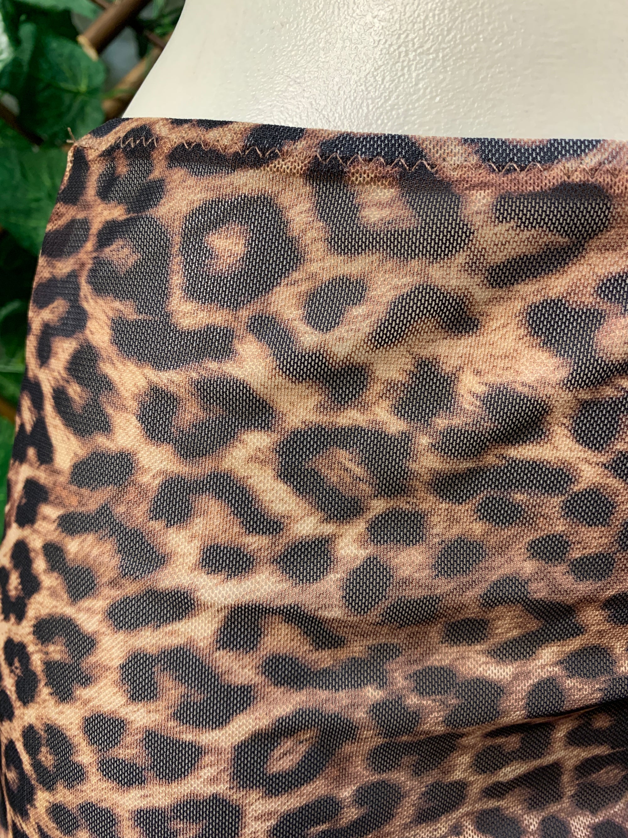 Completo leopardato per spiaggia