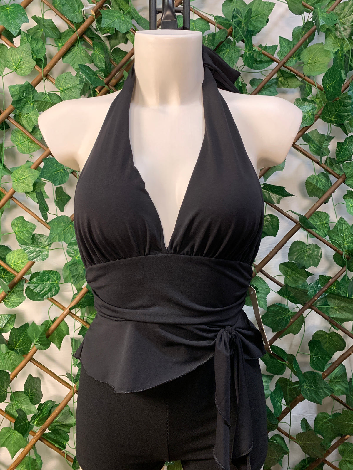 Deep-neck top with open back