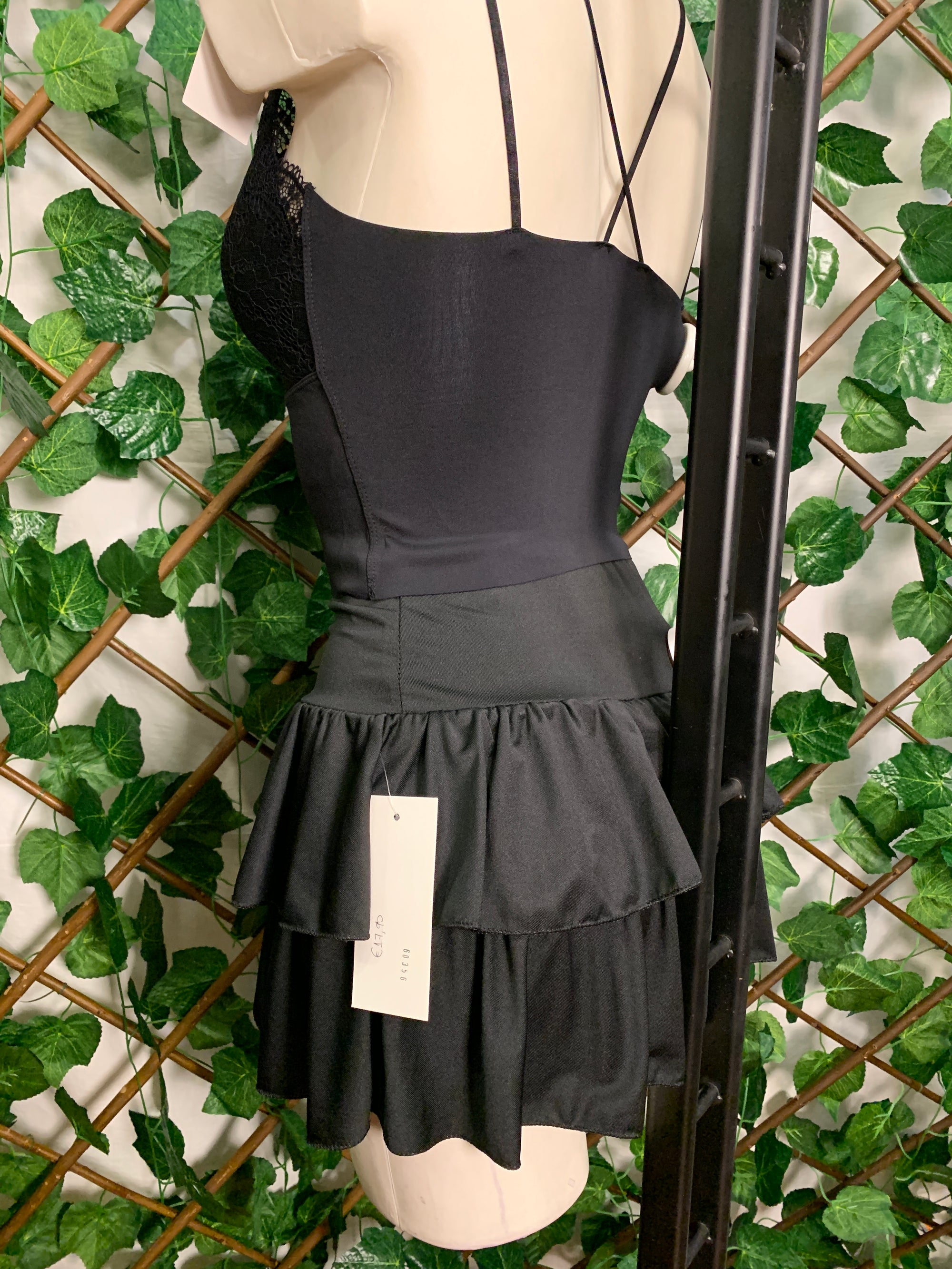 Minigonna corta con dentro pantaloncini elasticizzato