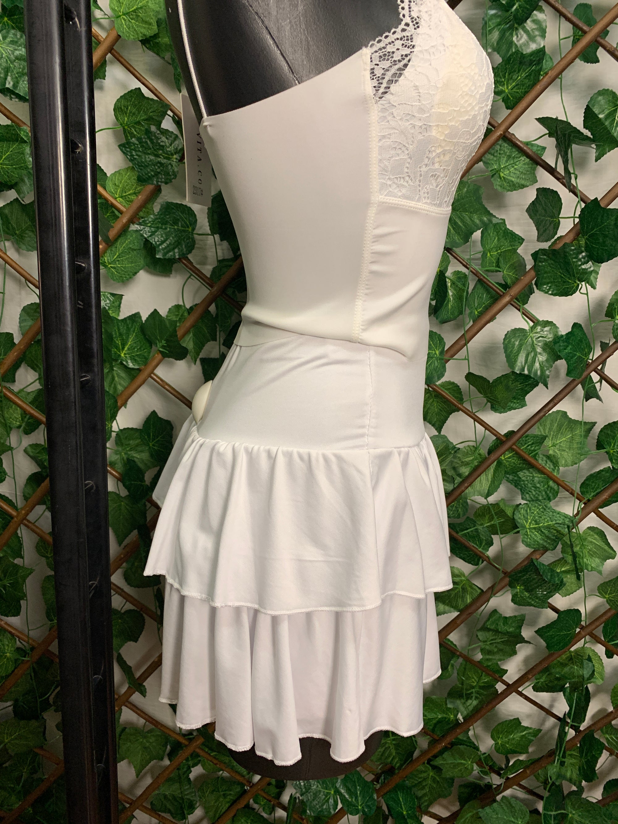 Minigonna corta con dentro pantaloncini elasticizzato