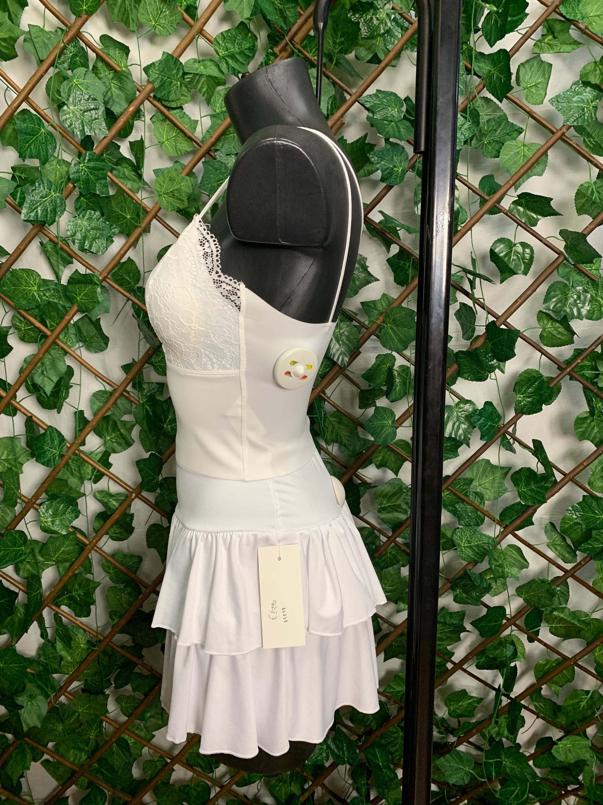 Minigonna corta con dentro pantaloncini elasticizzato