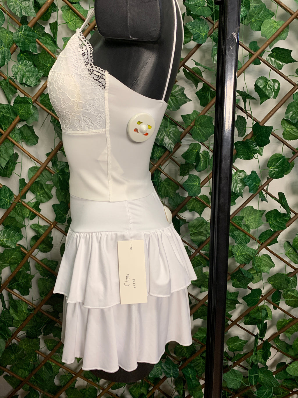 Minigonna corta con dentro pantaloncini elasticizzato