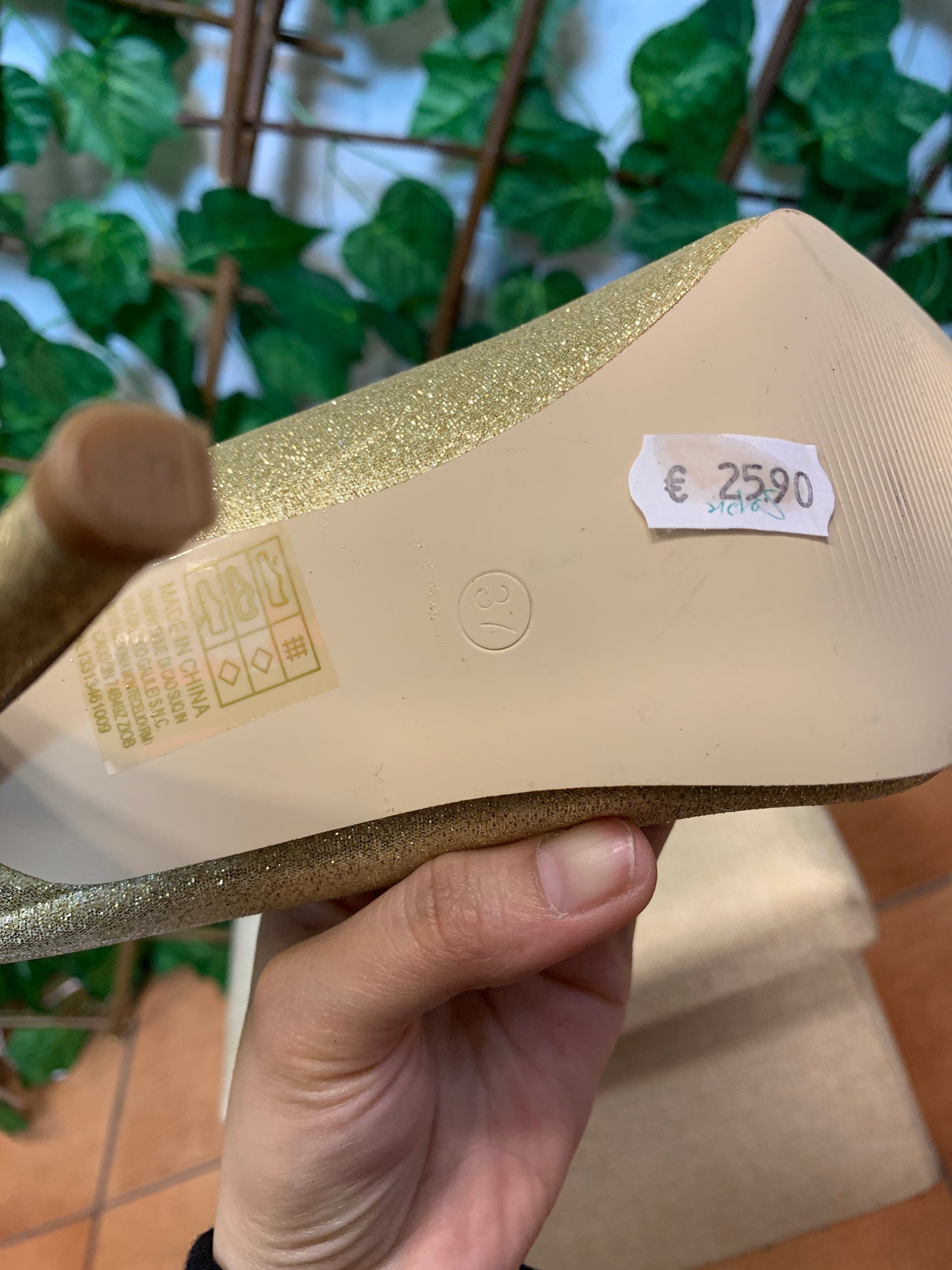 Black and Gold High Stiletto Heel