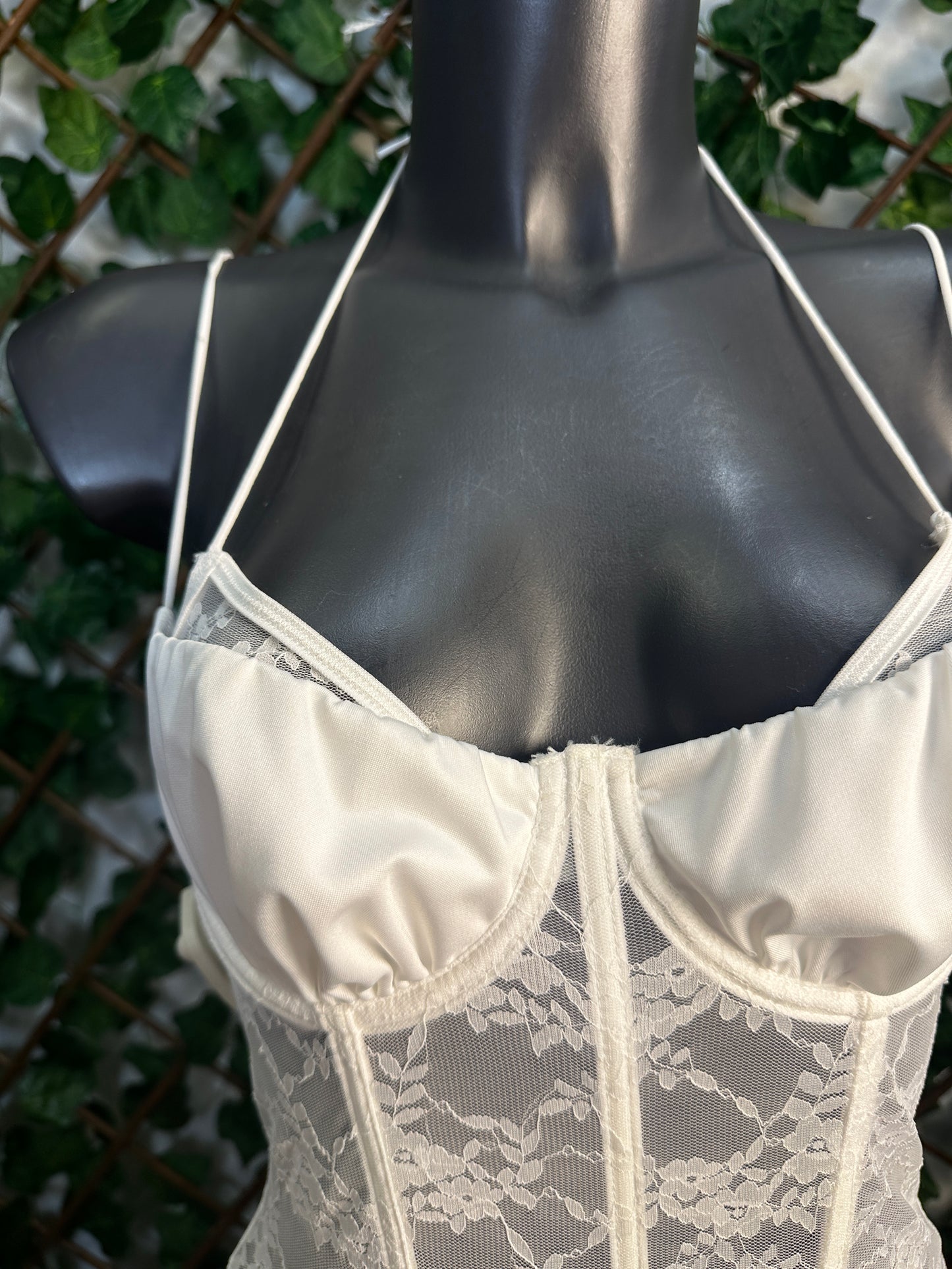 BODY LUXE | Sexy Black Lace Corset – Draped Effect | TU