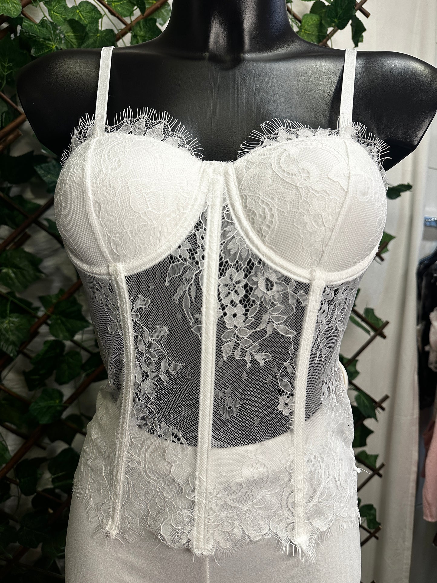 Corsetto in Pizzo Bianco e Nero