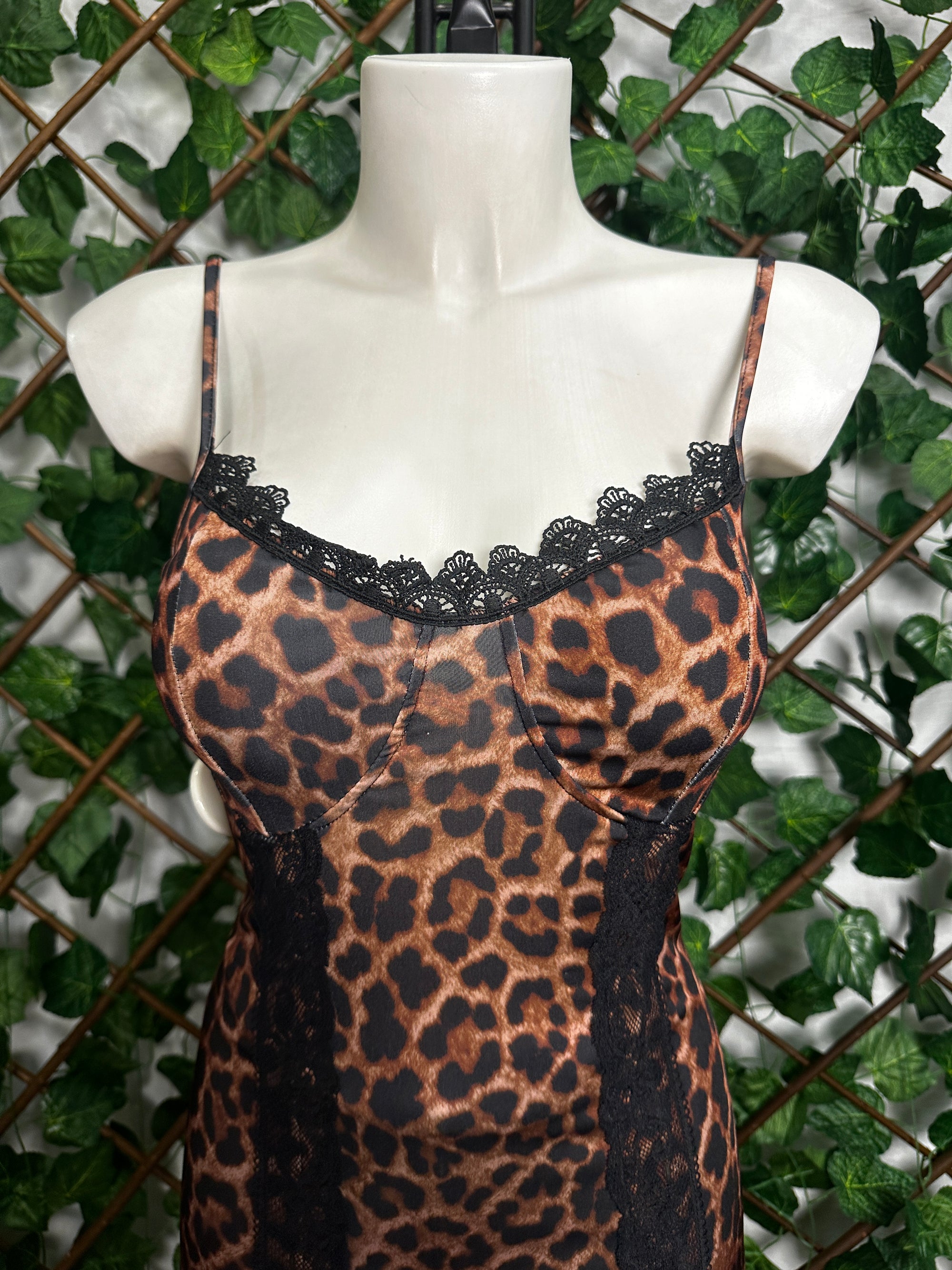 Vestito lungo con stampa leopardata