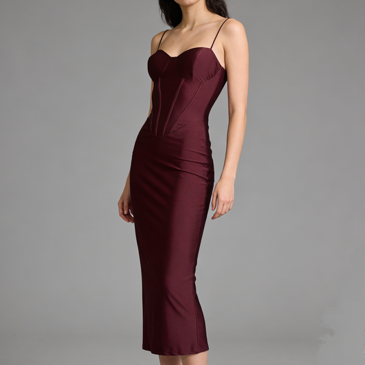 Jumpsuit Flare "Romantic Silhouette" – Scollo a Cuore e Linea Modellante