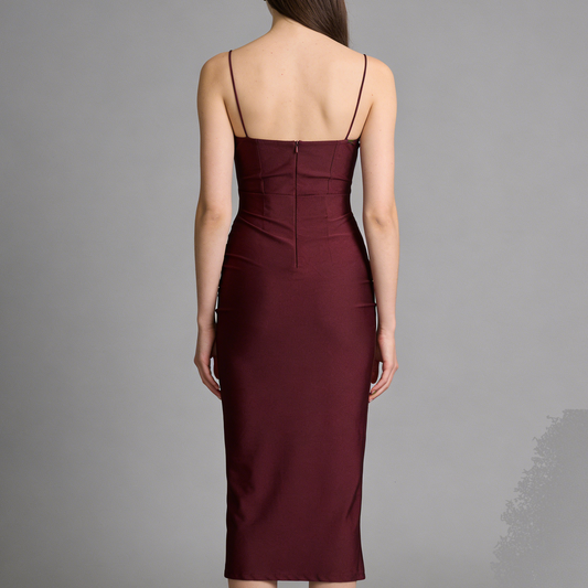 Jumpsuit Flare "Romantic Silhouette" – Scollo a Cuore e Linea Modellante