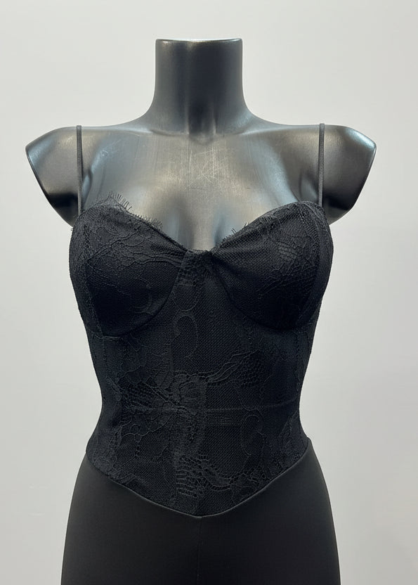 Jumpsuit a Palazzo "Noir Romance" – Eleganza e Pizzo