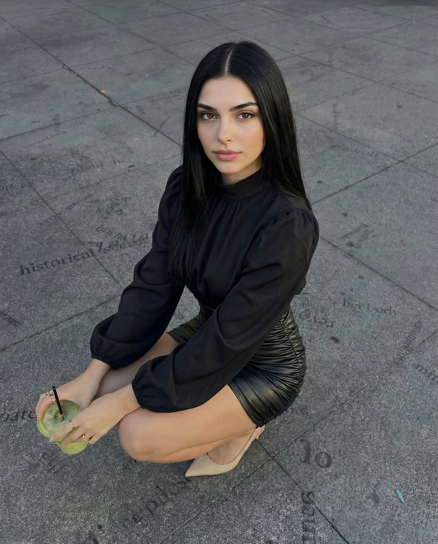 Mini Dress Ecopelle Drappeggiato Bicolore – Audacia Cosmica