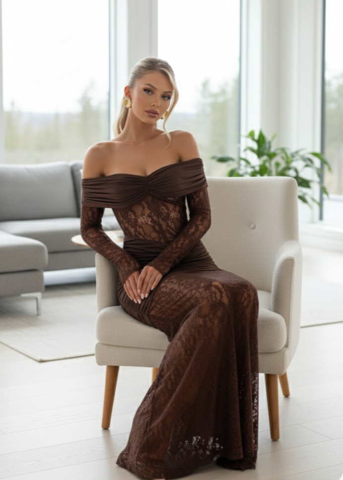 Vestito lungo elegante in pizzo