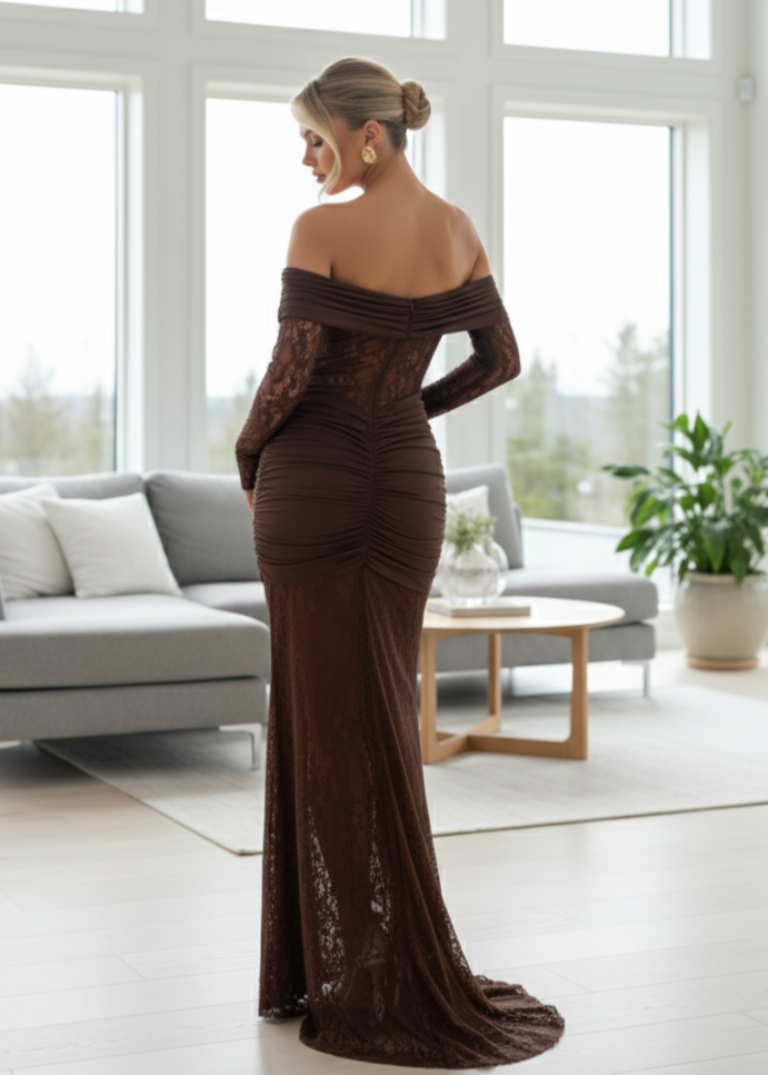 Vestito lungo elegante in pizzo